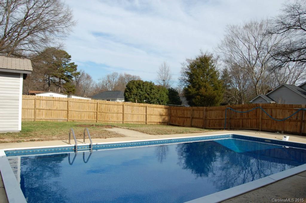 Cherokee Woods - Residential