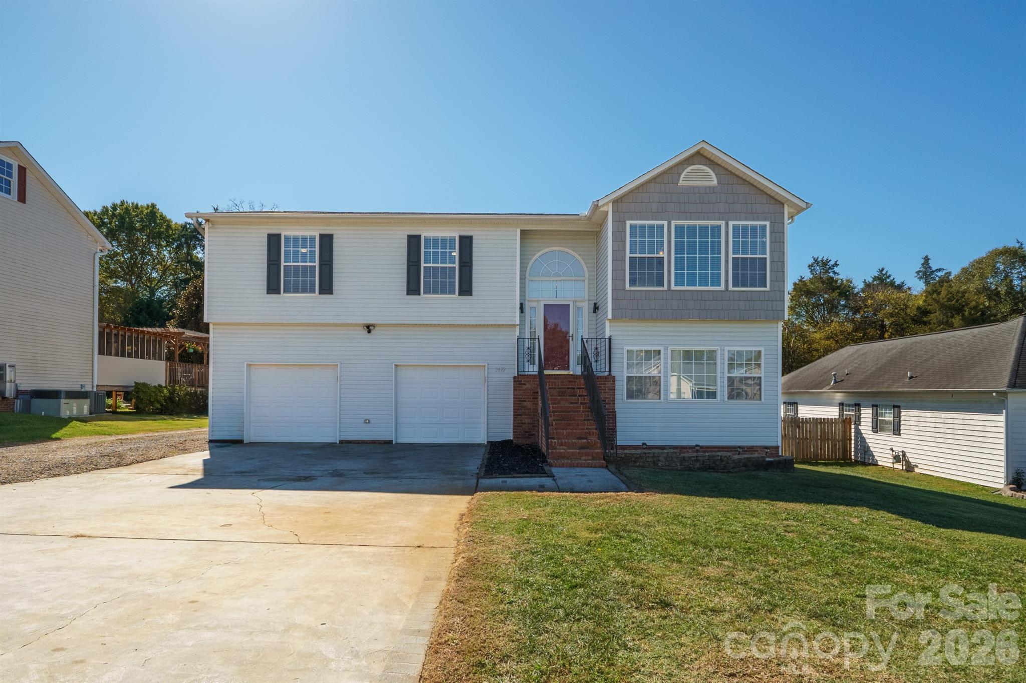 3673 Farm Lake Drive SW