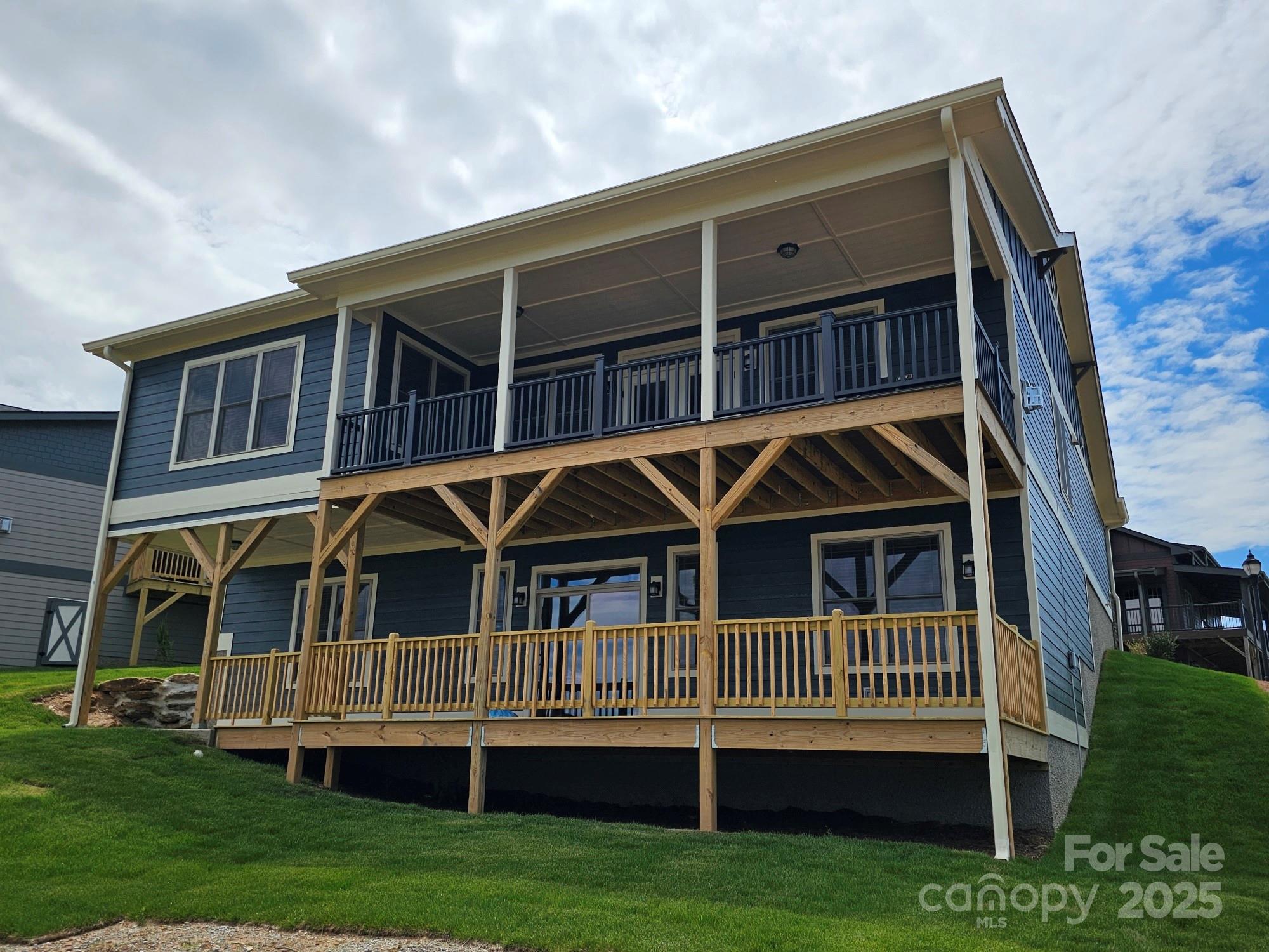 21 Craftsman Overlook Ridge