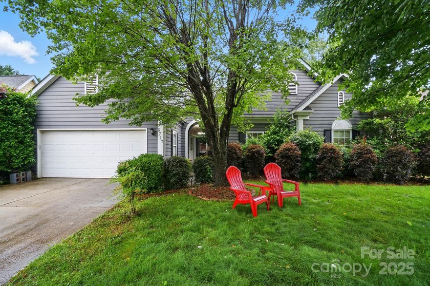 WELCOME HOME TO THIS CHARMING  4-bedroom, 2-bath ranch home in the desirable Cheshunt community! This well-maintained property features fresh paint throughout, a bright and open floor plan, and spacious living areas all on one level—no stairs! Enjoy a well-appointed kitchen that flows into the living and dining areas—perfect for both everyday living and entertaining. primary suite featuring an en-suite bath and ample closet space. Three additional bedrooms offer flexibility for guests, an office, or hobbies.
Enjoy the fully fenced backyard with a patio, perfect for entertaining or relaxing outdoors. HOA amenities include a community pool, tennis courts, volleyball, and playground. Conveniently located near shopping, dining, and major highways. Move-in ready and full of charm! Seller has A 1 year home warranty in place that's transferable to new buyers. Also A transferable termite bond.