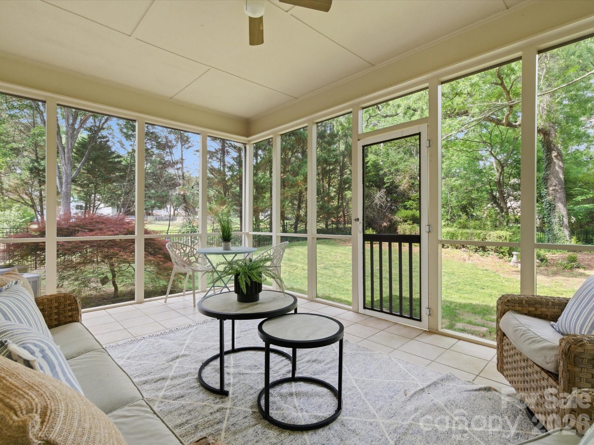 Hunters Gate - Residential
