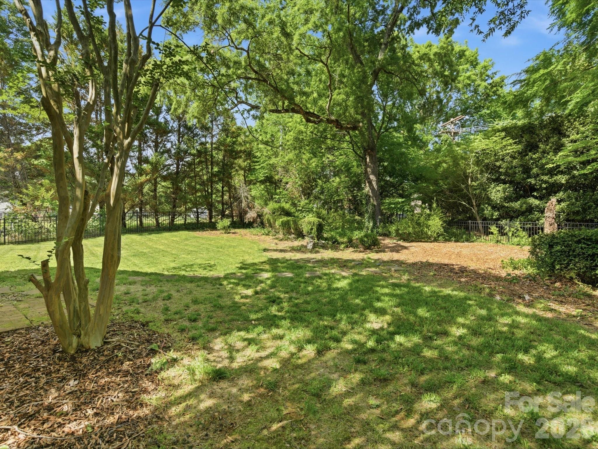 Hunters Gate - Residential