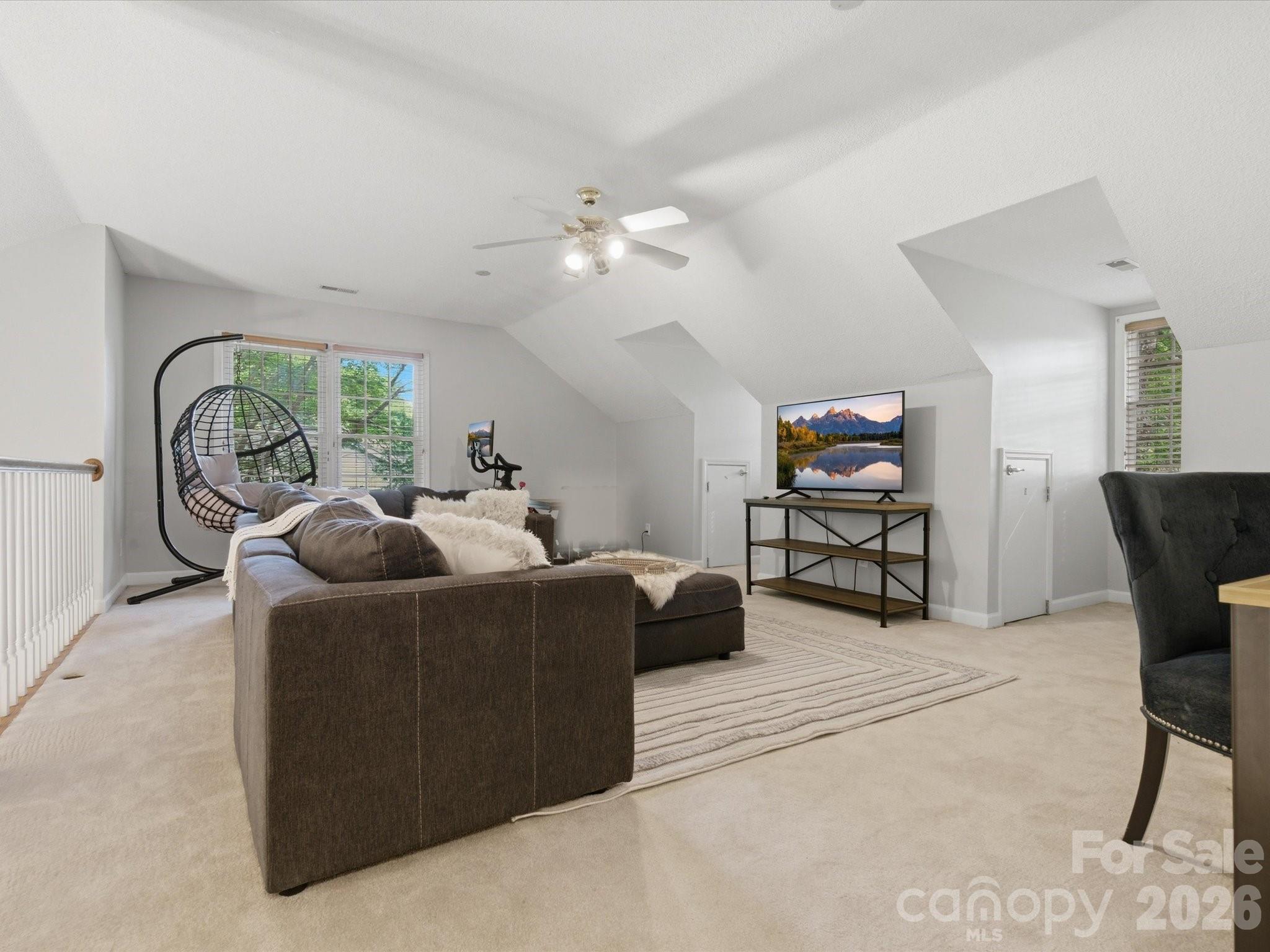 Hunters Gate - Residential
