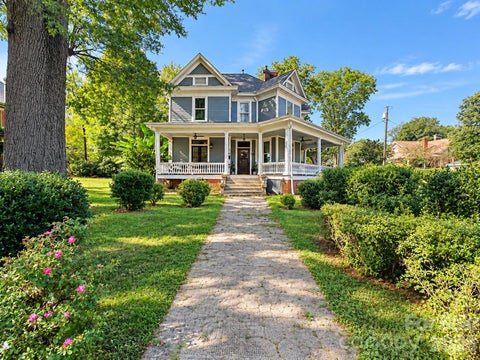Photo of 606 S Mulberry Street, Statesville, NC 28677 (MLS # 4435625)
