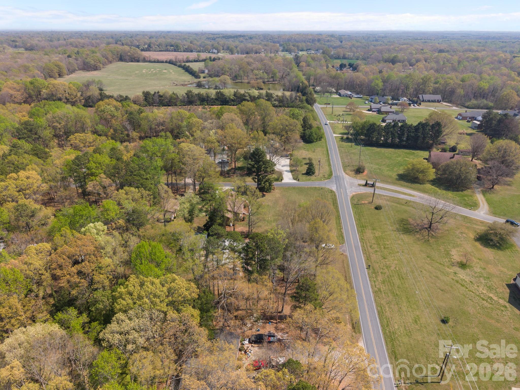 WHITE OAKS - Residential