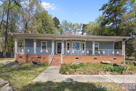 Photo of 2608 Corinth Church Road, Monroe, NC 28112 (MLS # 4358501)
