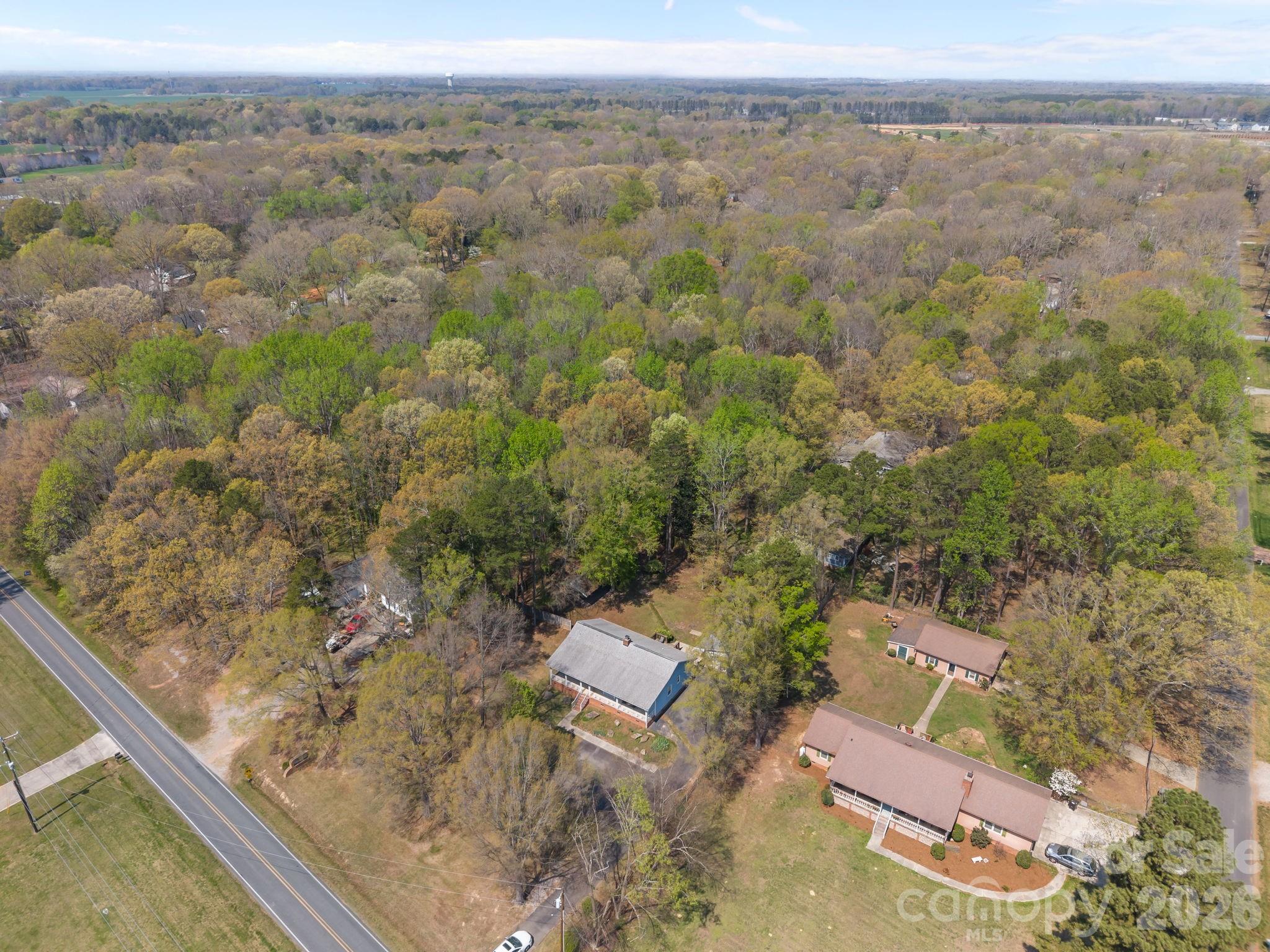 WHITE OAKS - Residential