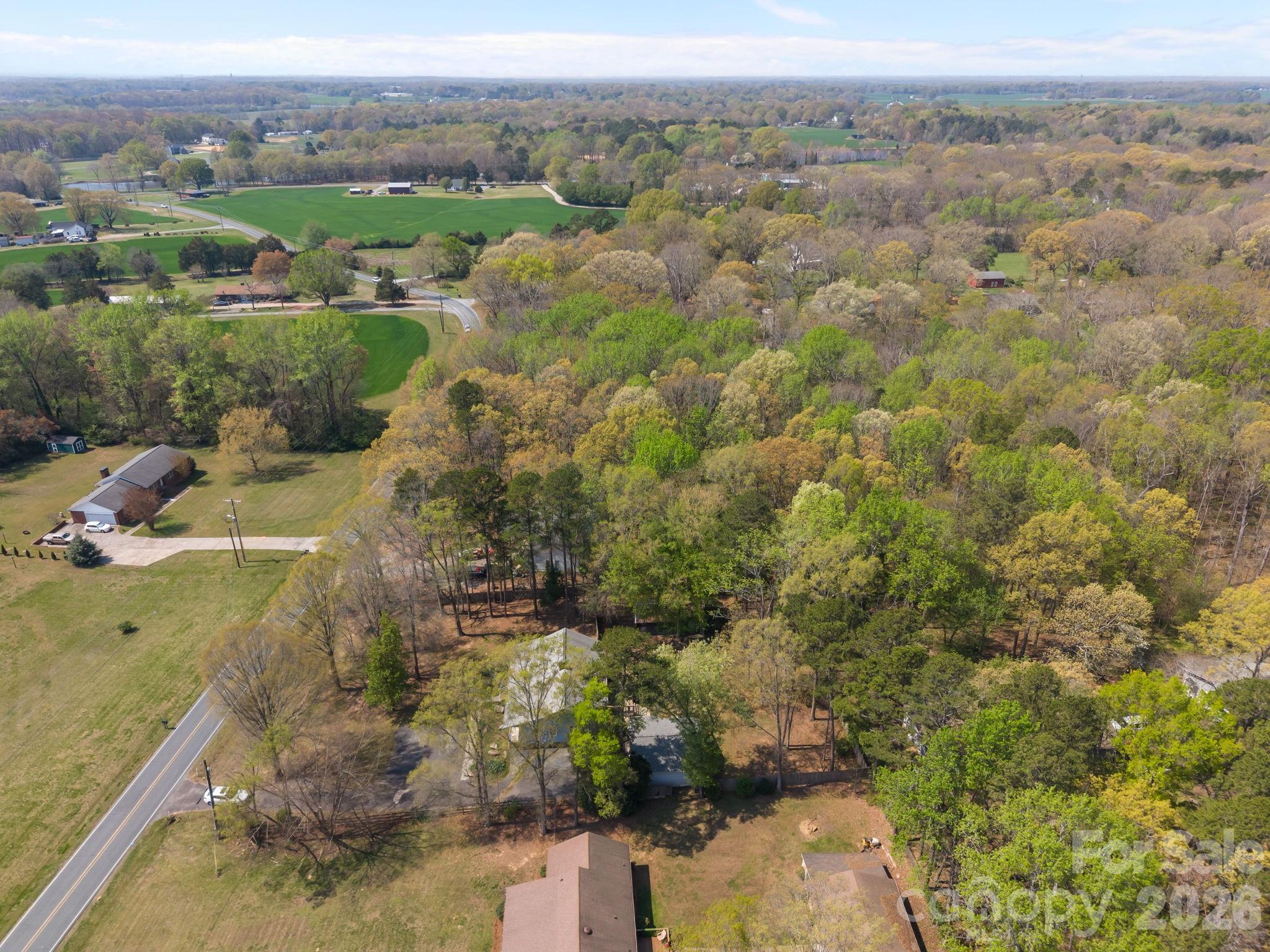 WHITE OAKS - Residential