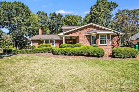 5500 Glen Forest Drive Charlotte NC 28226