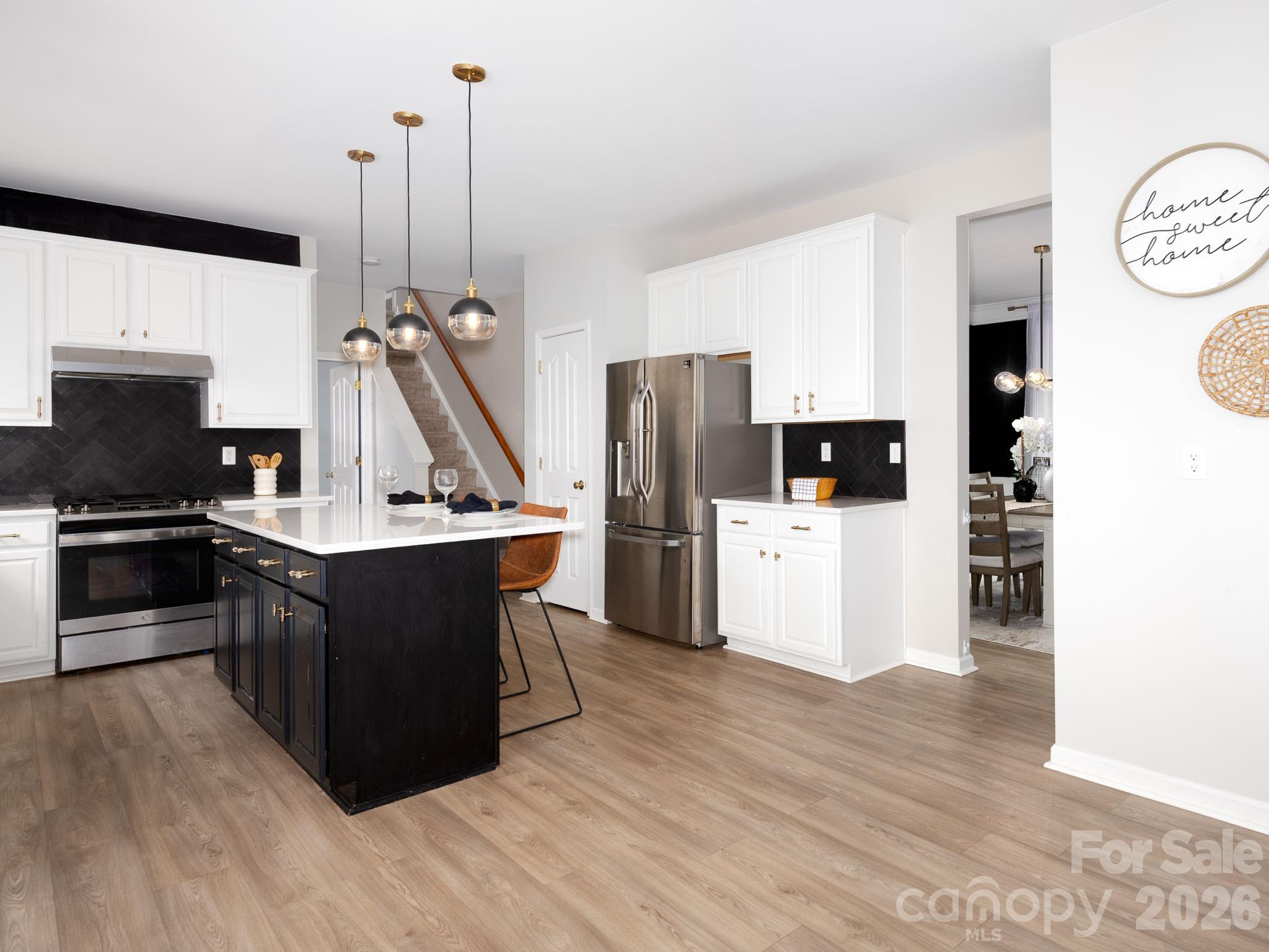 Gates At Waterside - Residential