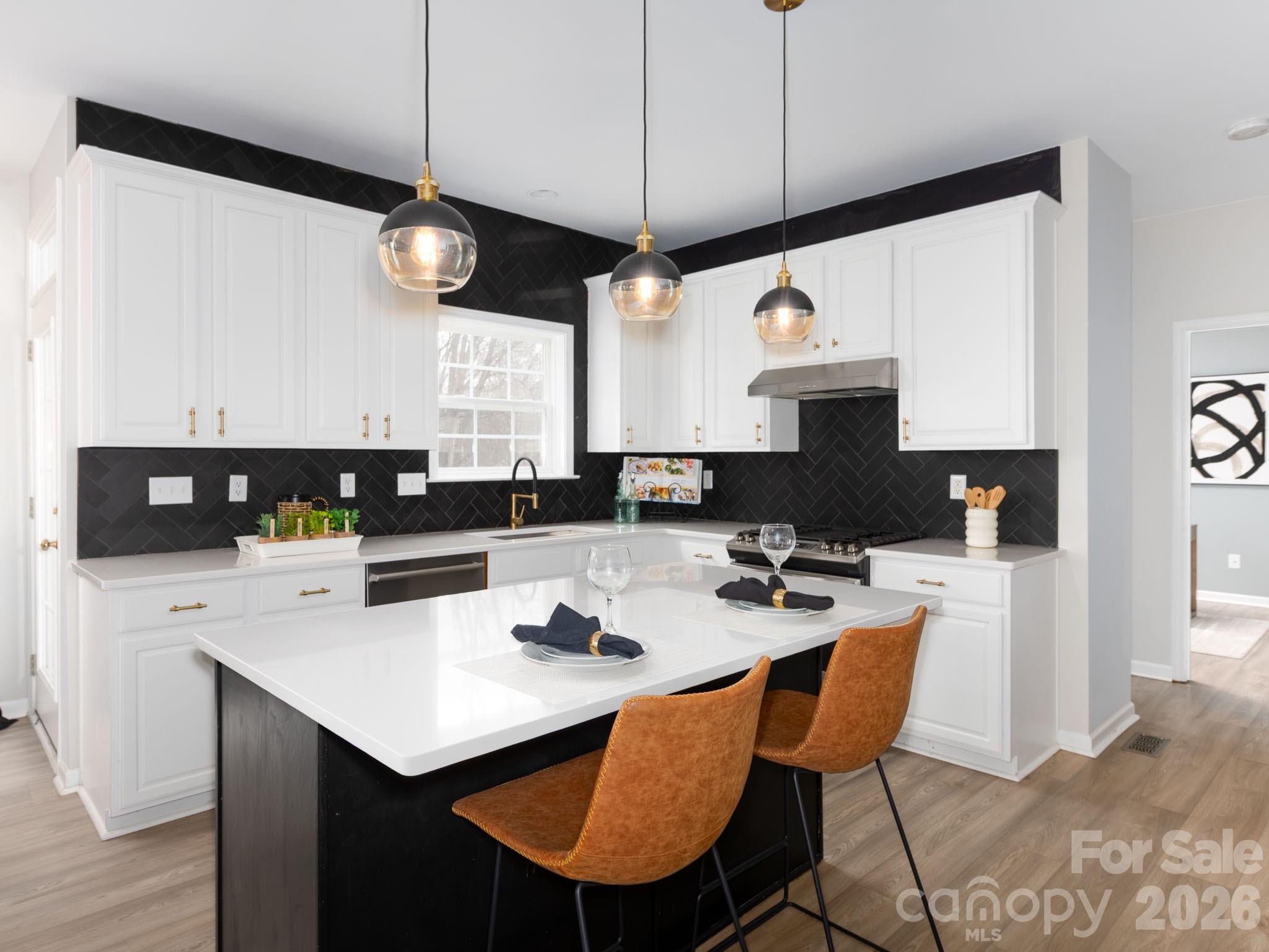 Gates At Waterside - Residential