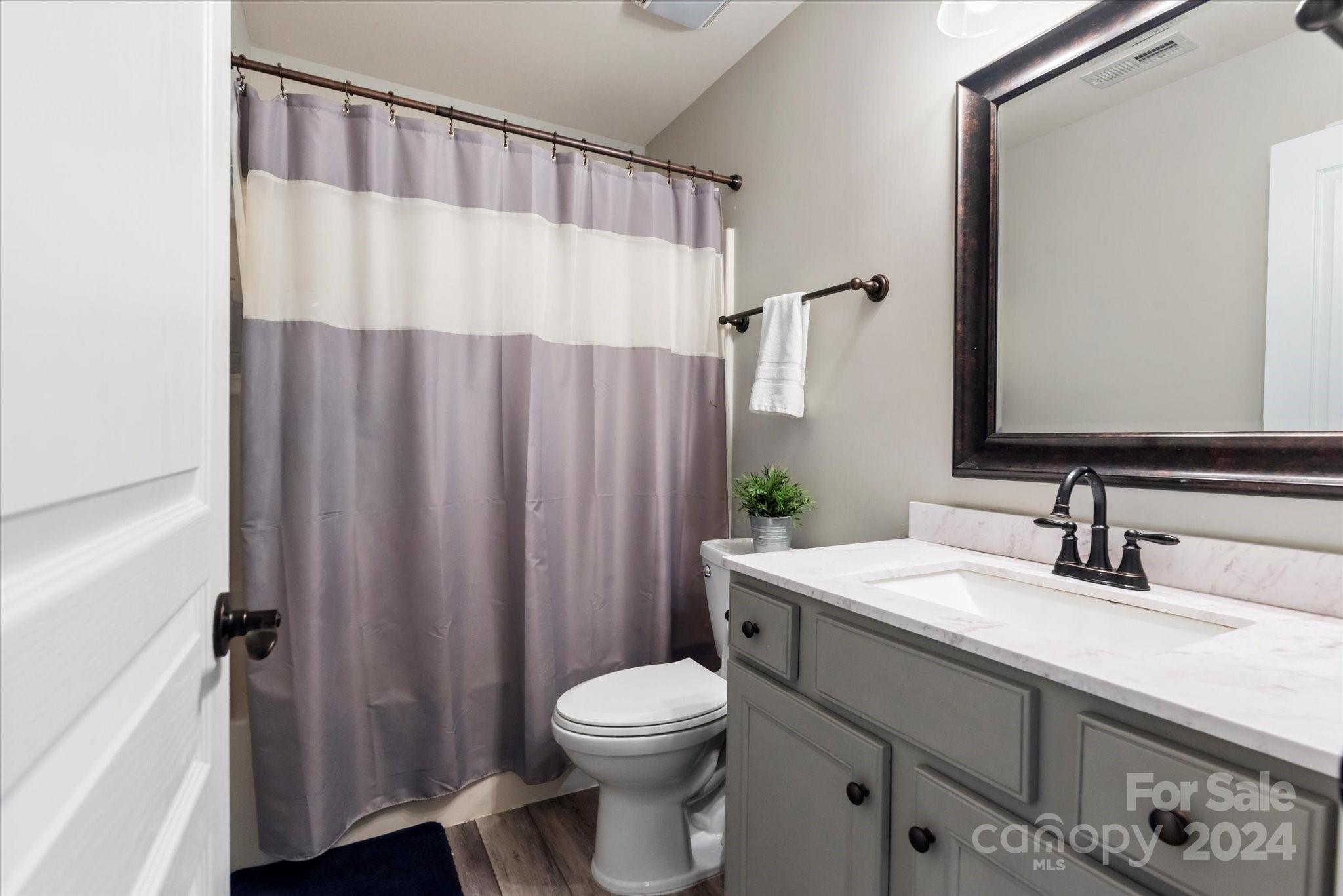 The Chimneys of Marvin - Residential