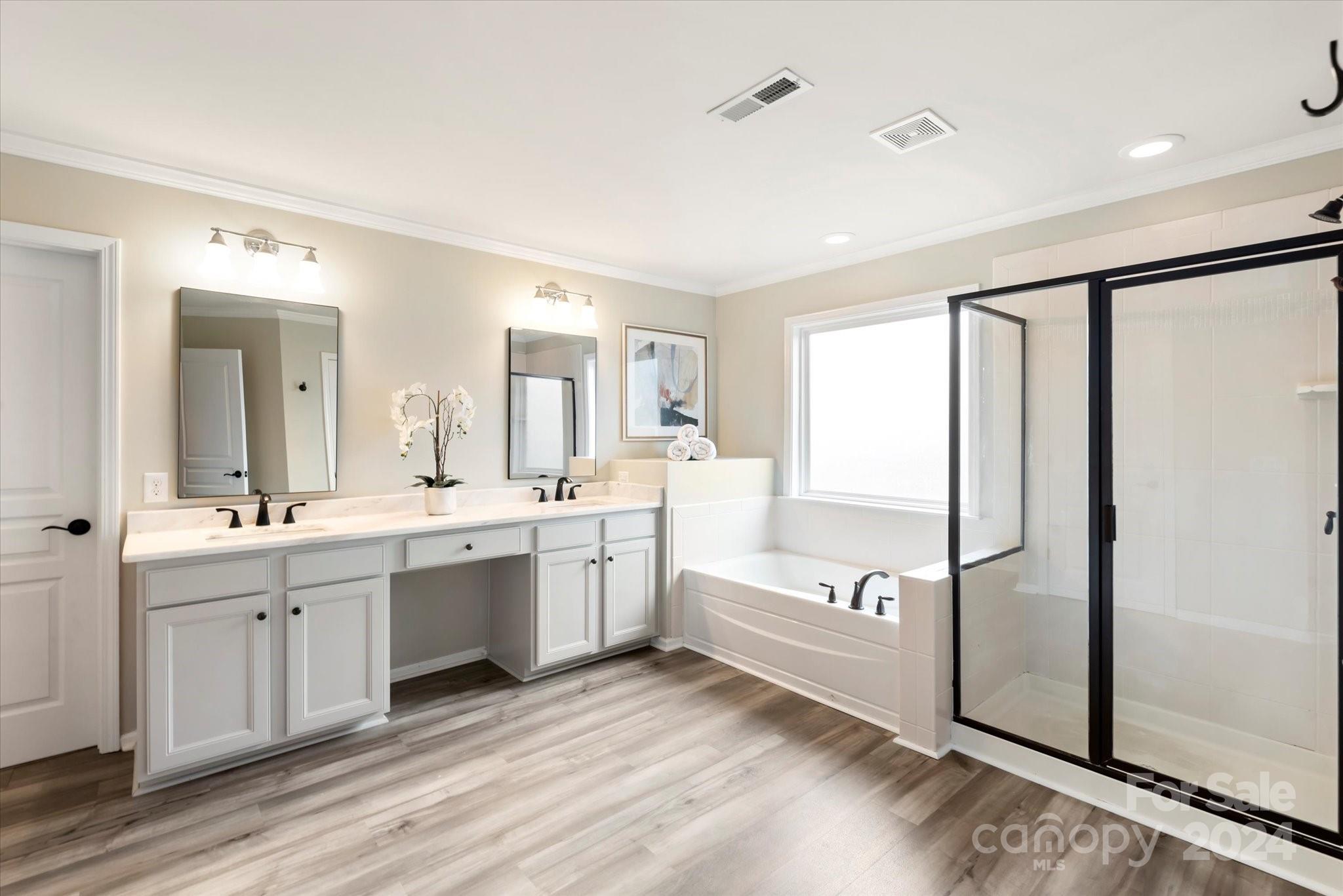 The Chimneys of Marvin - Residential