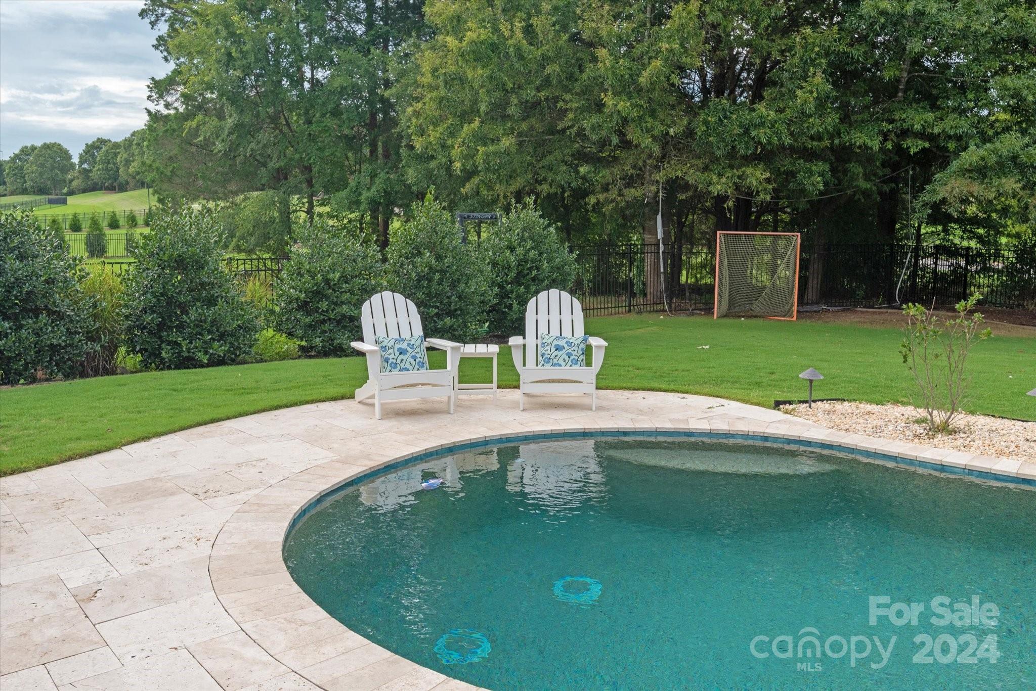 The Chimneys of Marvin - Residential