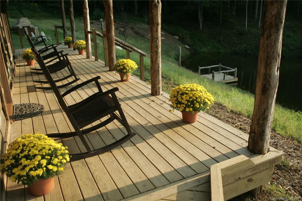 Mountain Traditions - Land