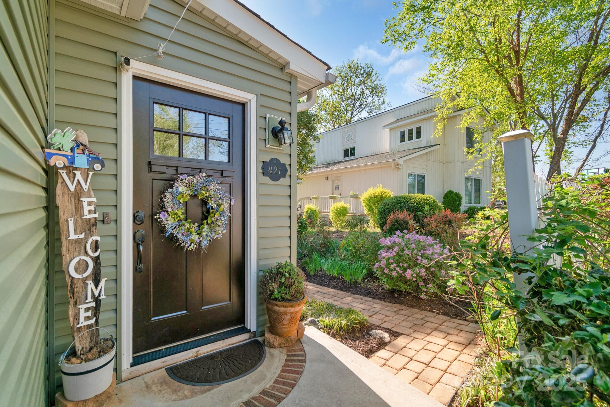 421 Tranquil Bay Circle