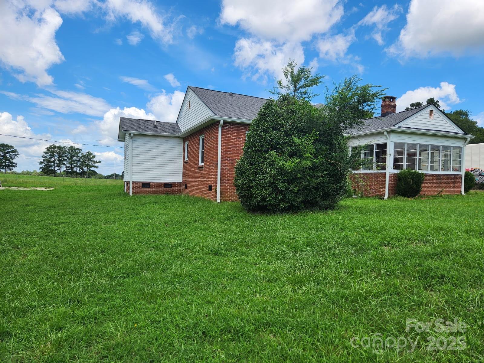 1742 Orrs Station Road