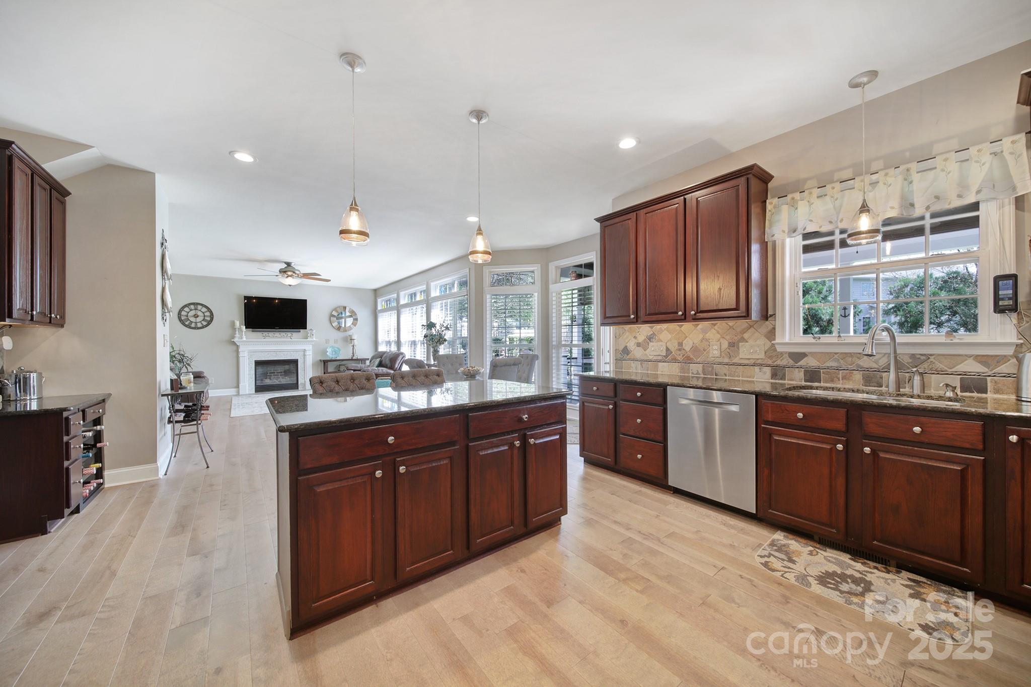 Waterstone - Residential