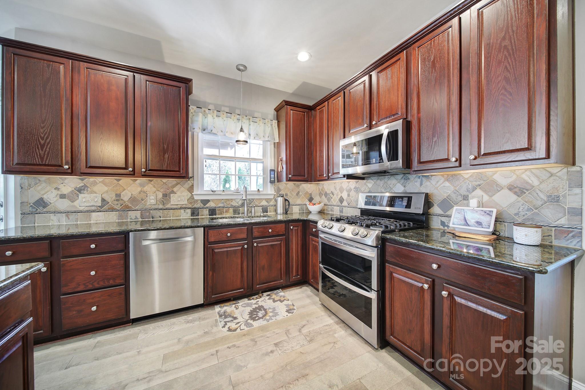 Waterstone - Residential