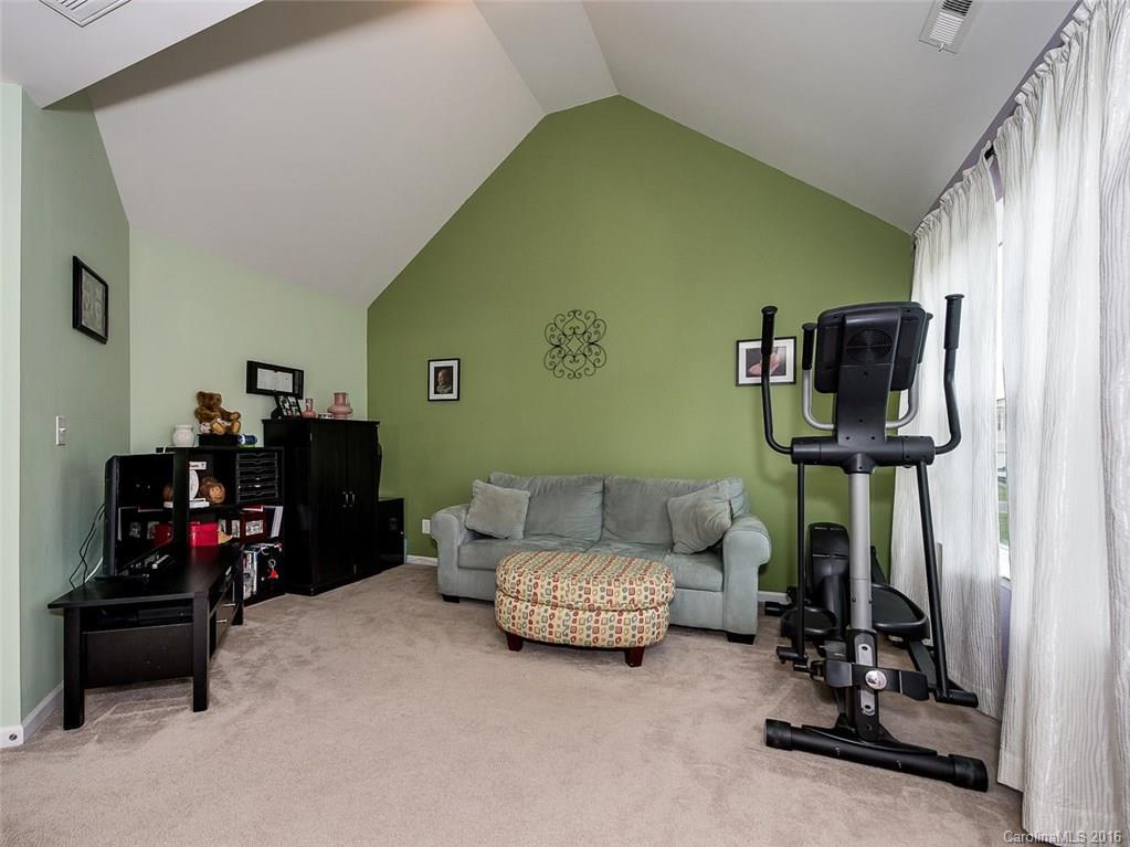 Sandy Pointe - Residential