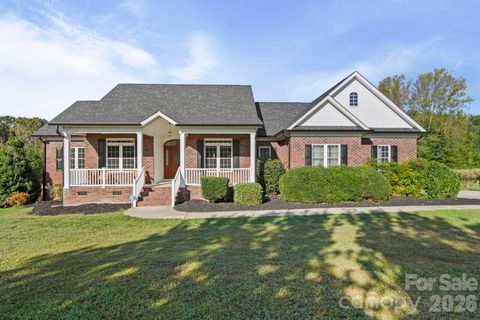 Photo of 5106 Pond Bluff Drive, Monroe, NC 28112 (MLS # 4358314)