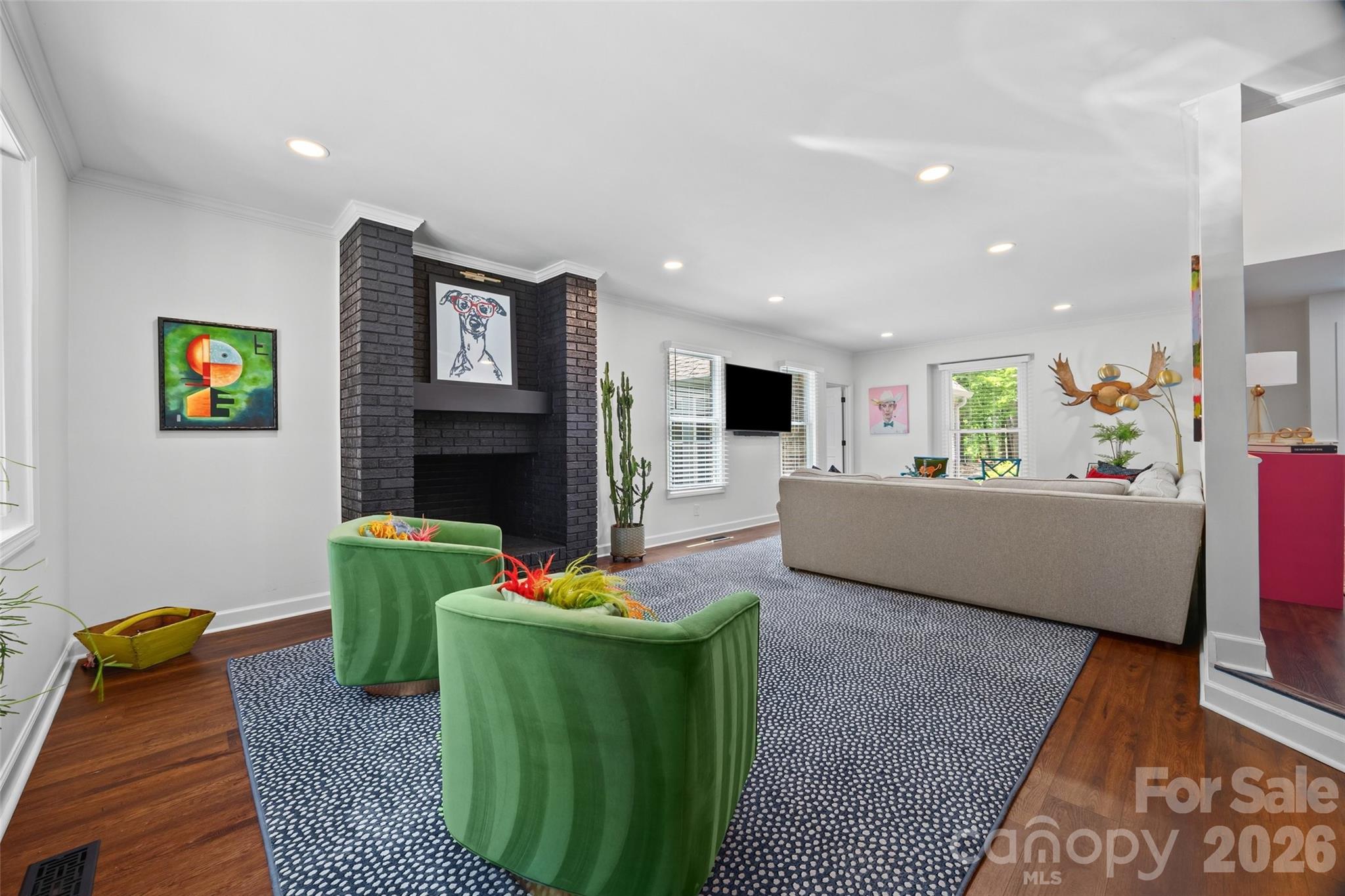517 Raintree Drive