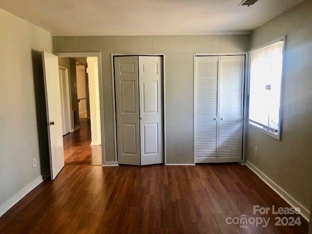 Village Lake - Residential Lease