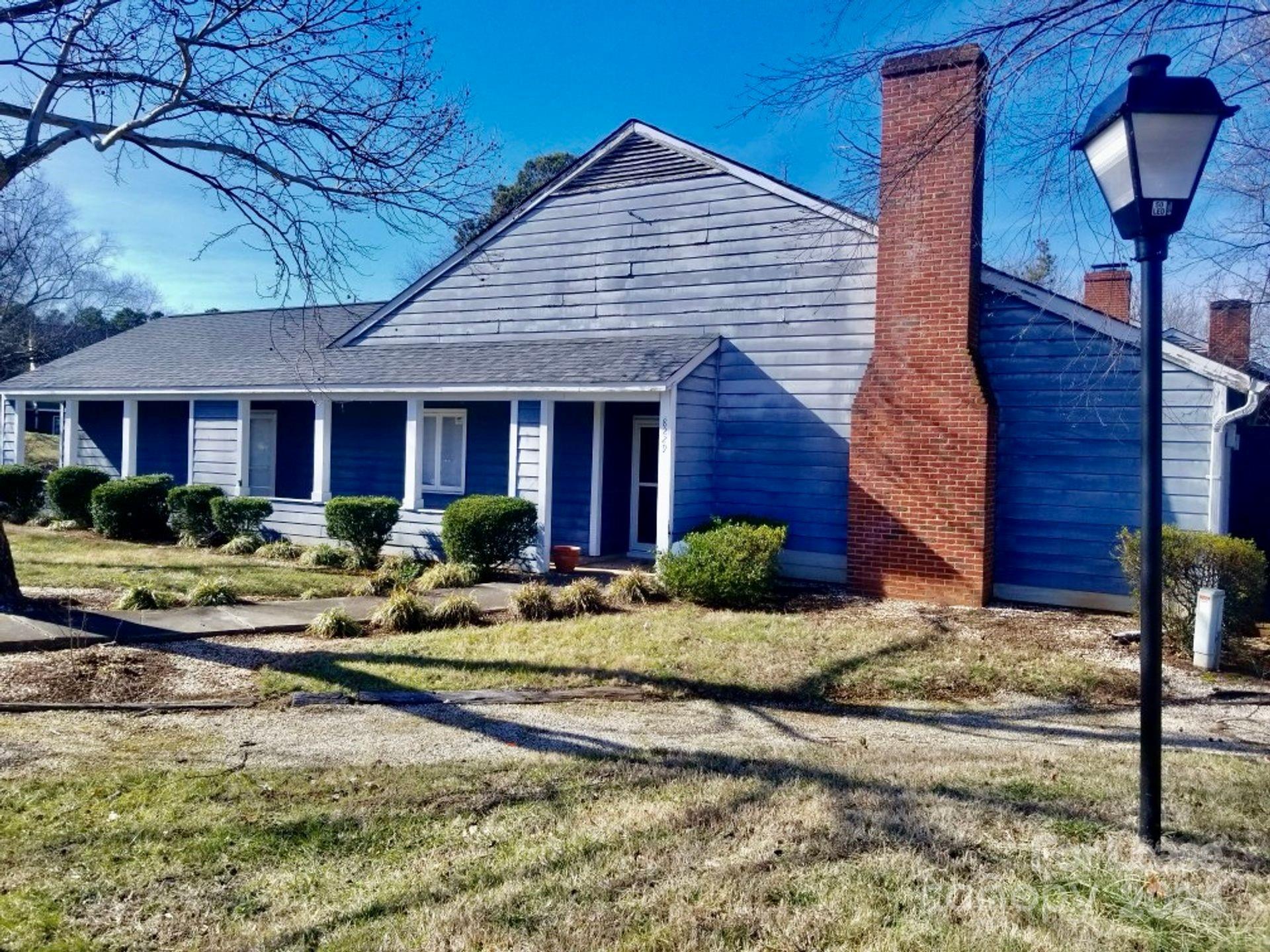 Village Lake - Residential Lease