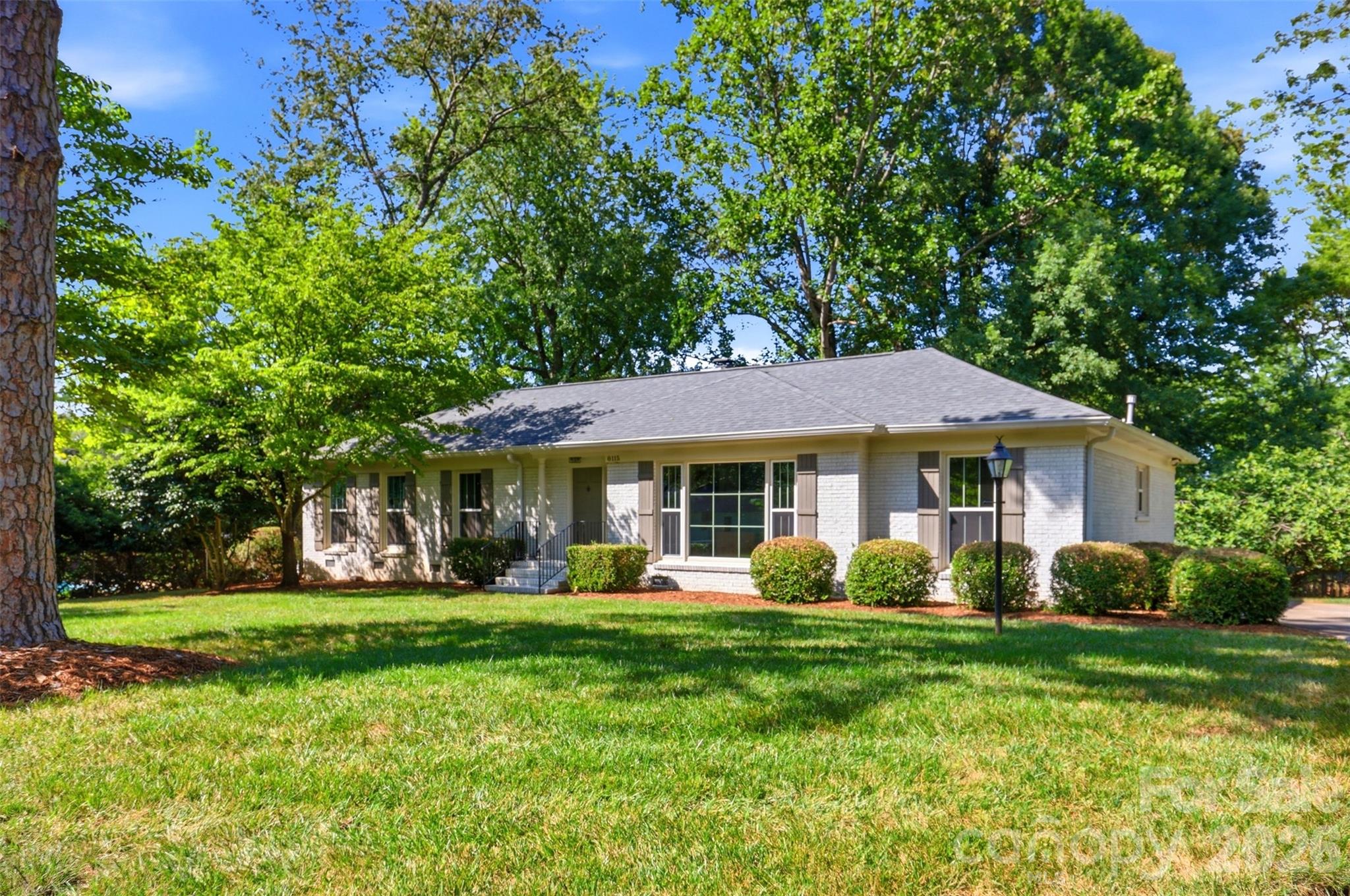 8115 Knollbrook Drive, Charlotte, NC, 28270