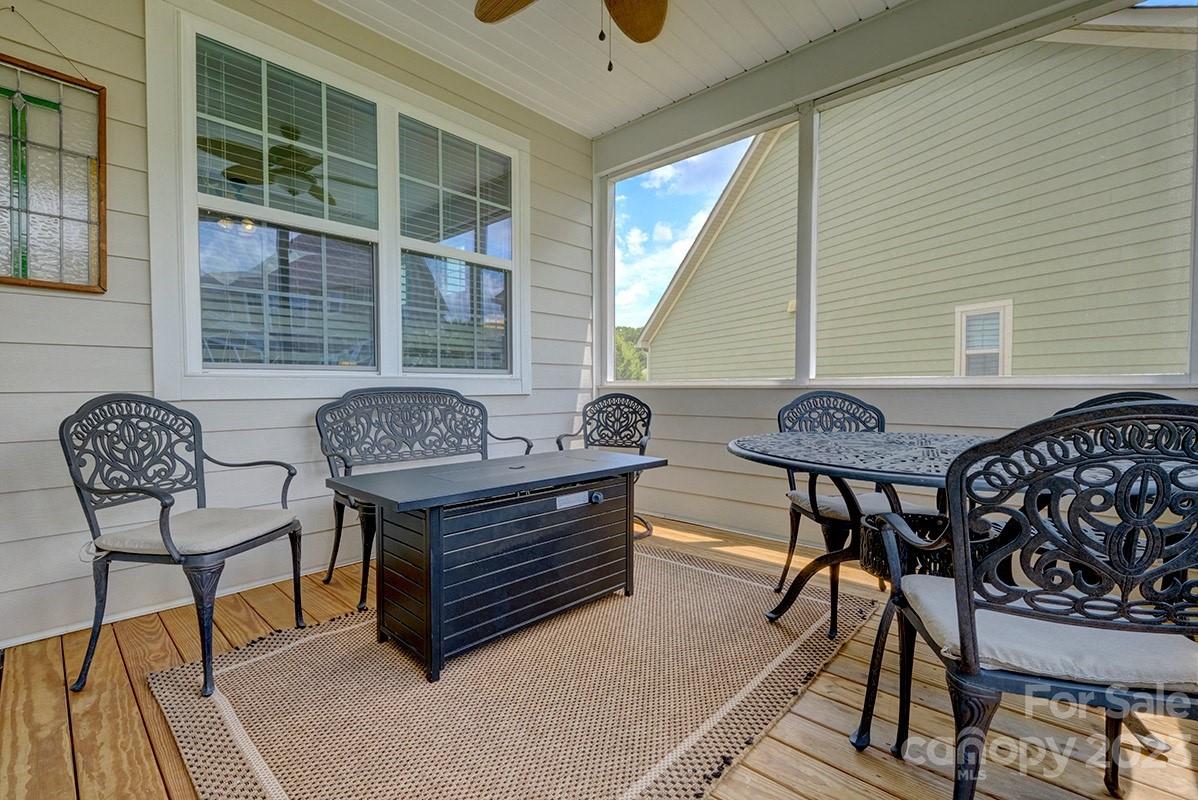 The Pinnacle at Handsmill - Residential