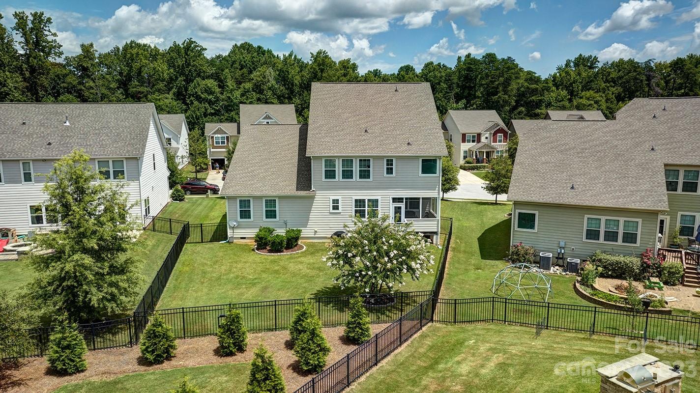 The Pinnacle at Handsmill - Residential