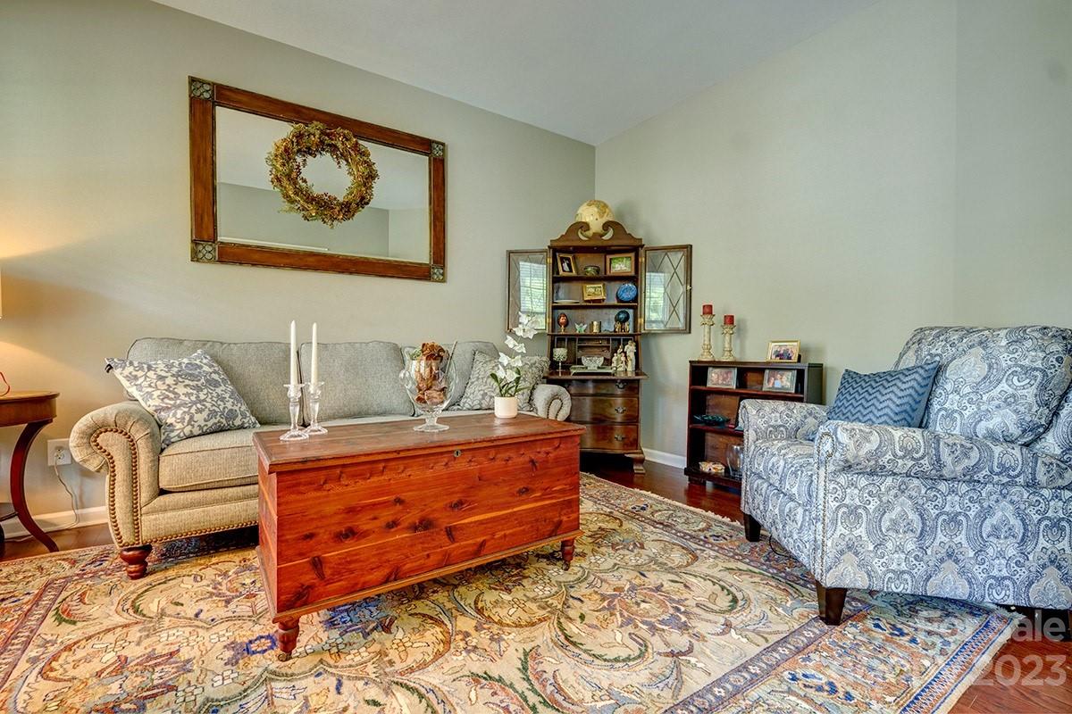 The Pinnacle at Handsmill - Residential