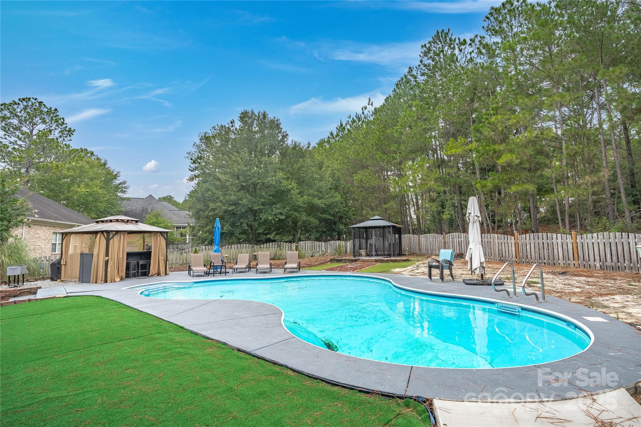 Tennyson - Residential