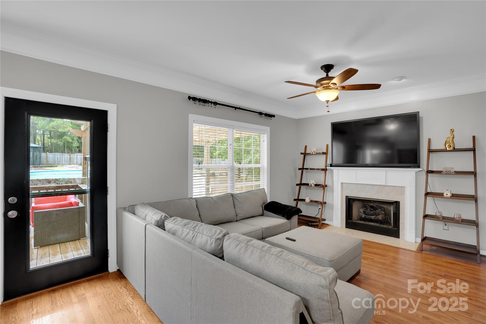 Tennyson - Residential