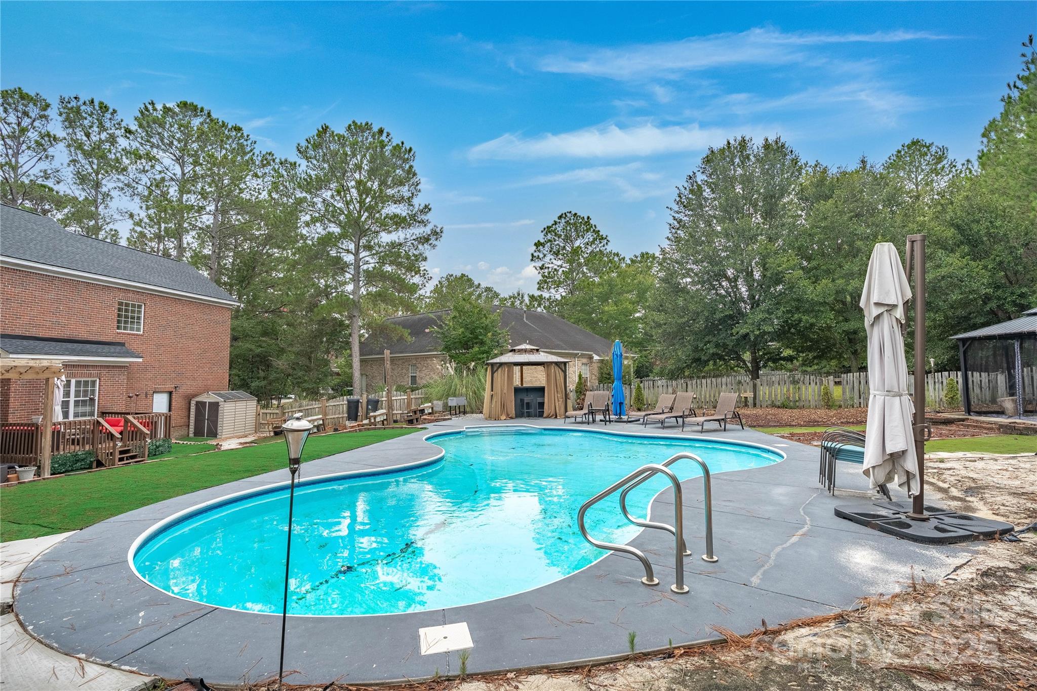 Tennyson - Residential