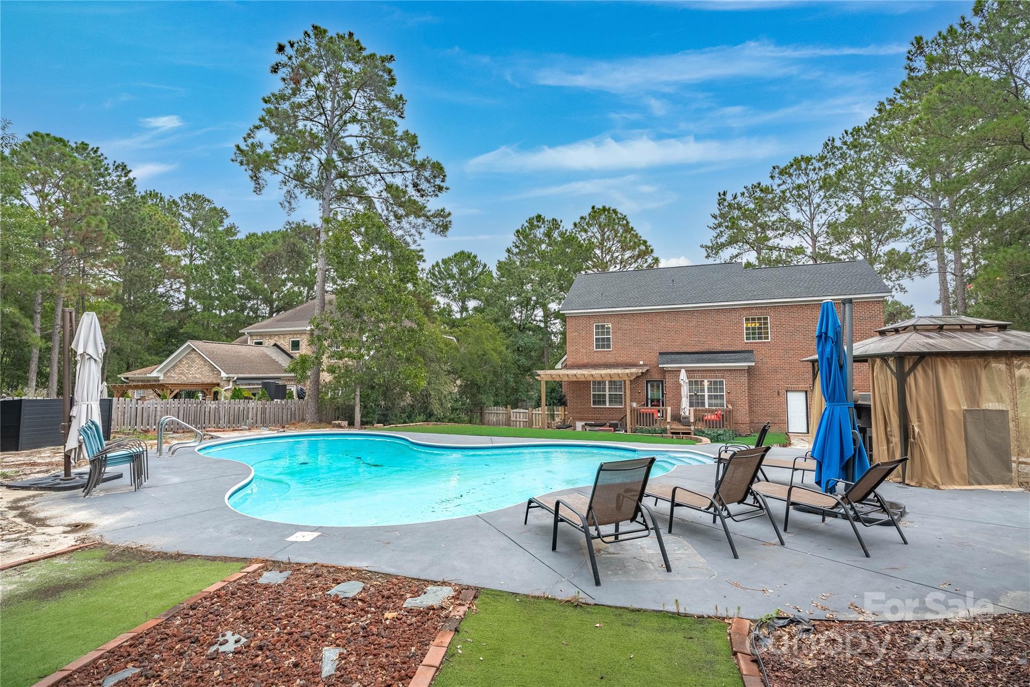 Tennyson - Residential