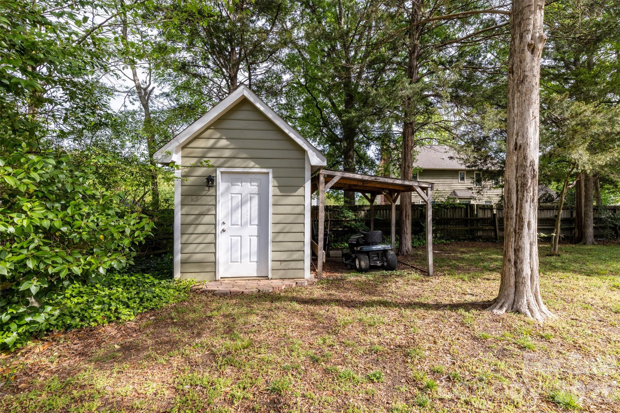 Hidden Forest - Residential