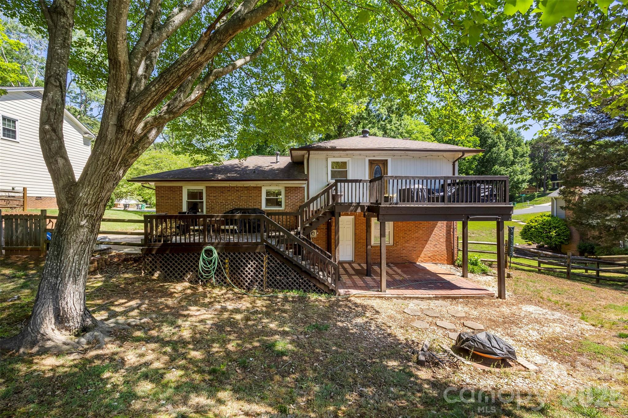 Huntingtowne Farms - Residential
