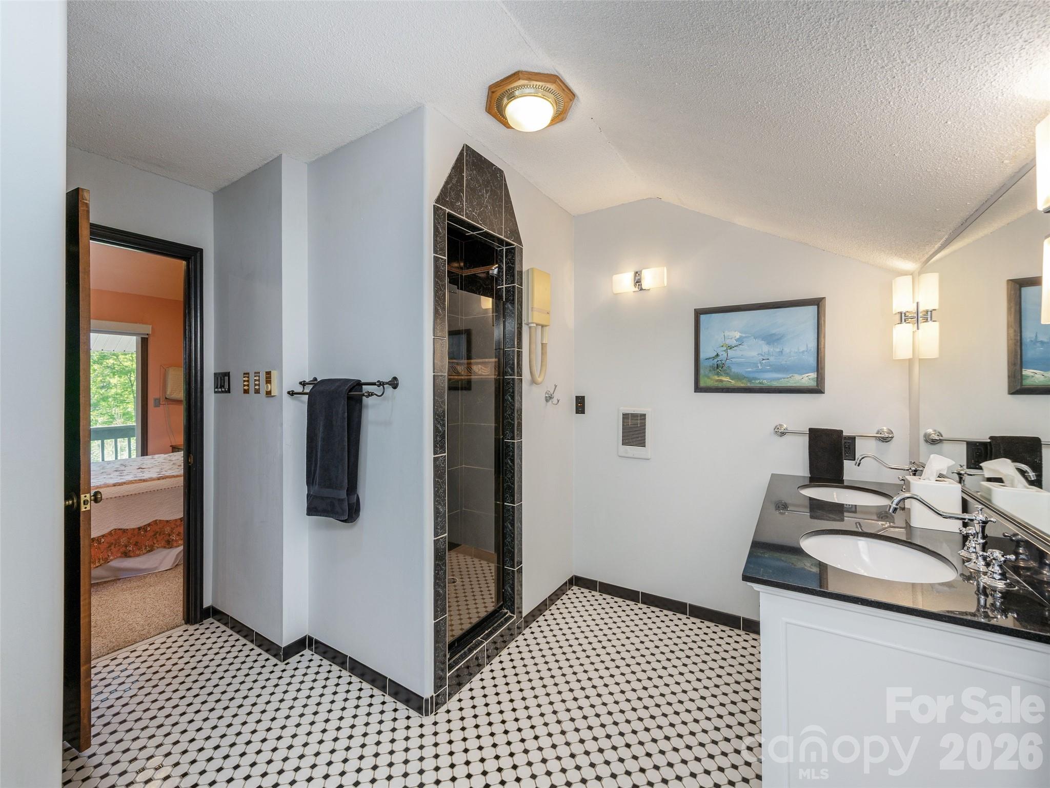 Sequoyah Hills - Residential