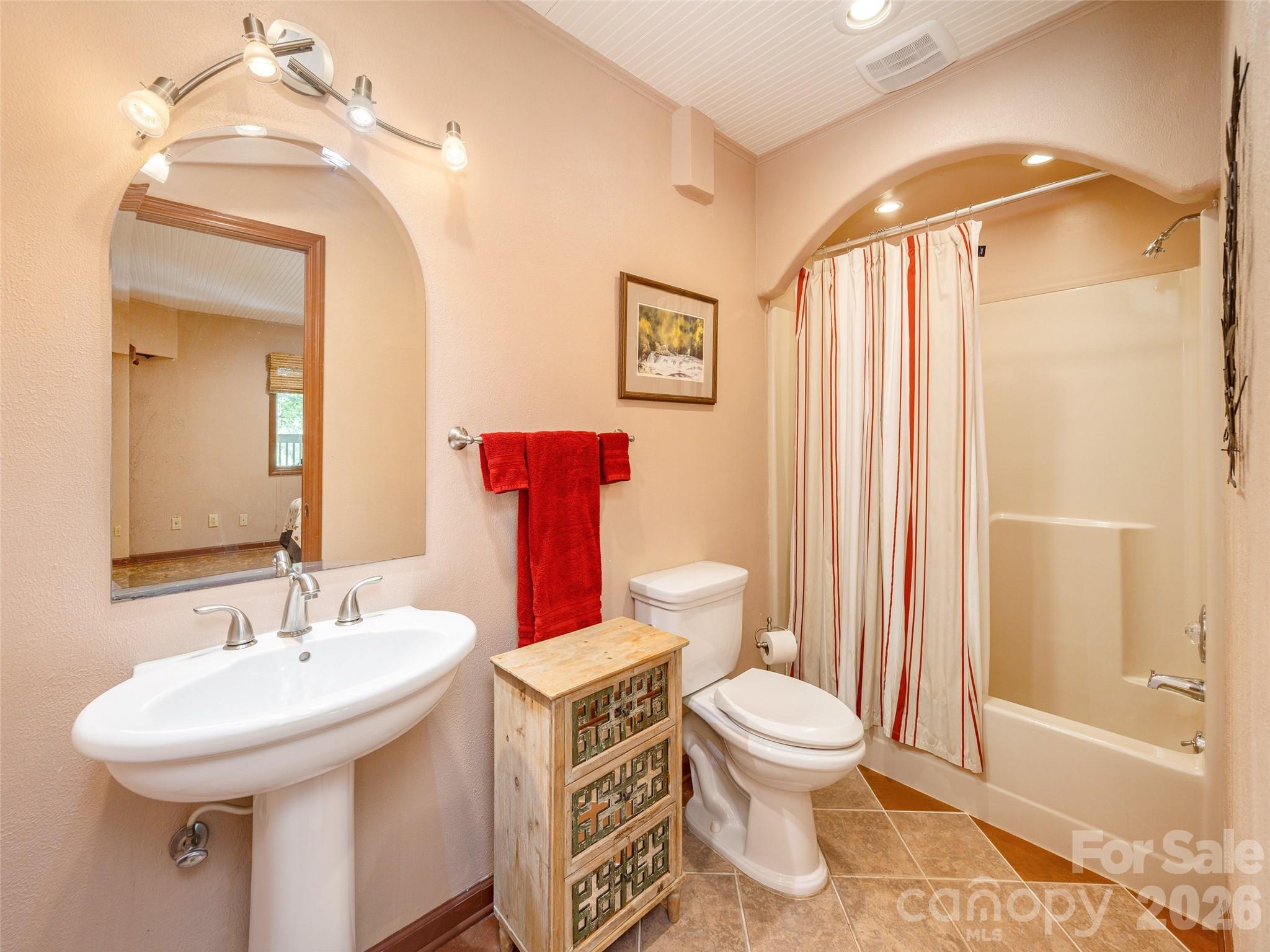 Sequoyah Hills - Residential