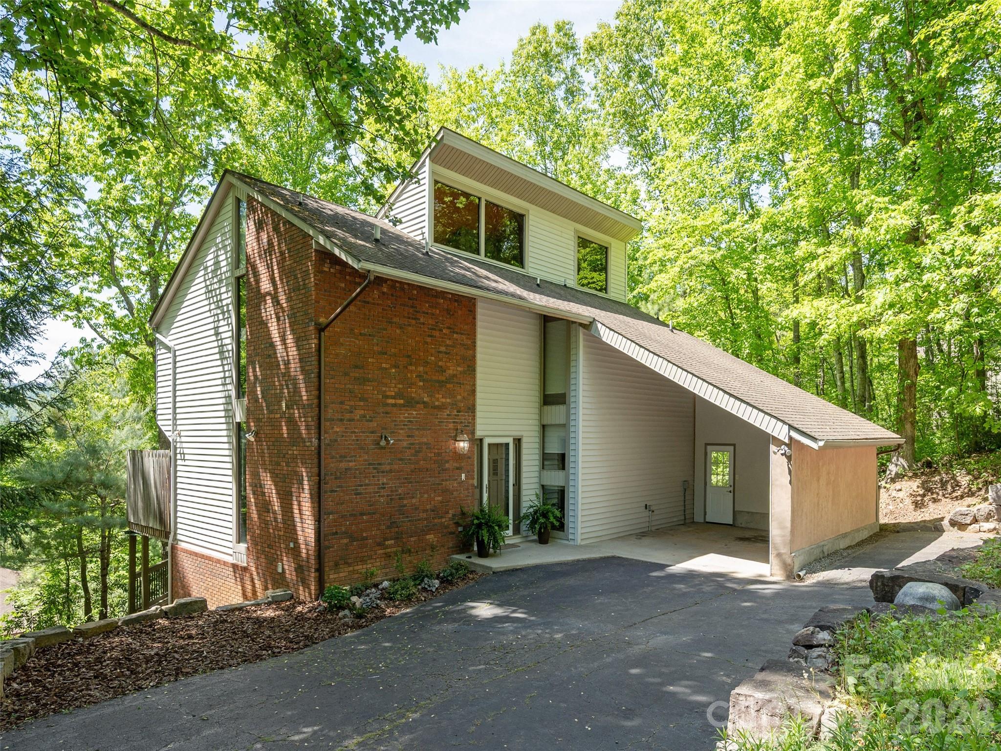 Sequoyah Hills - Residential