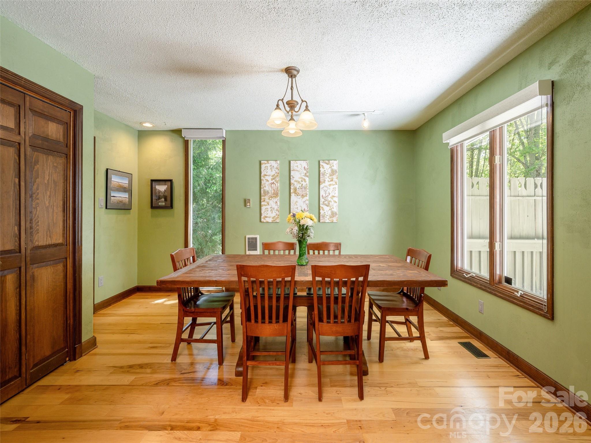 Sequoyah Hills - Residential
