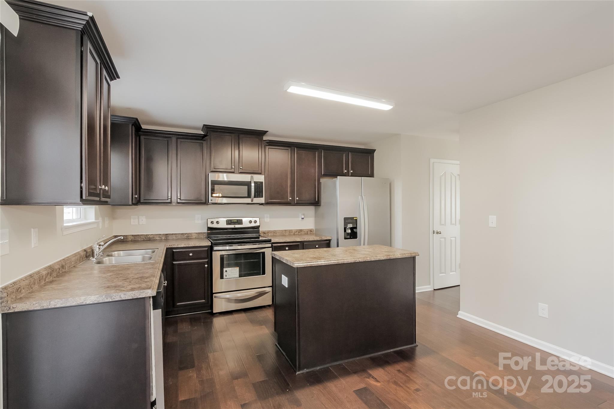 2012 Misty Rose Lane