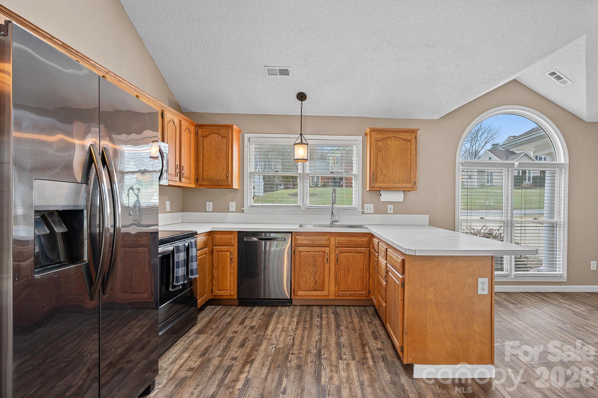 3608 Shadowridge Place NW