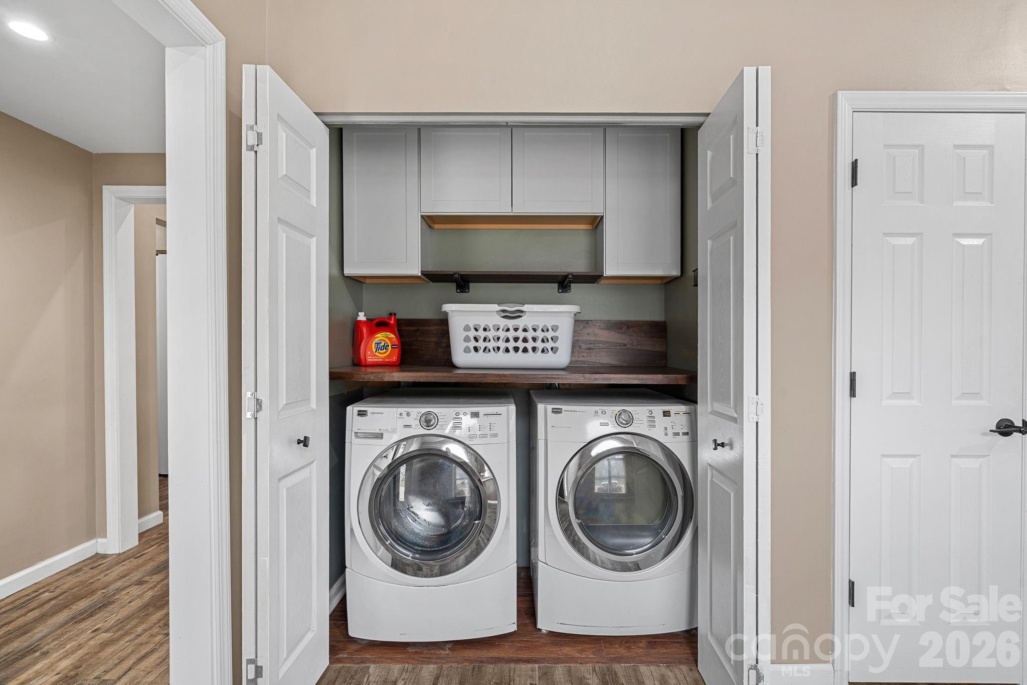 3608 Shadowridge Place NW