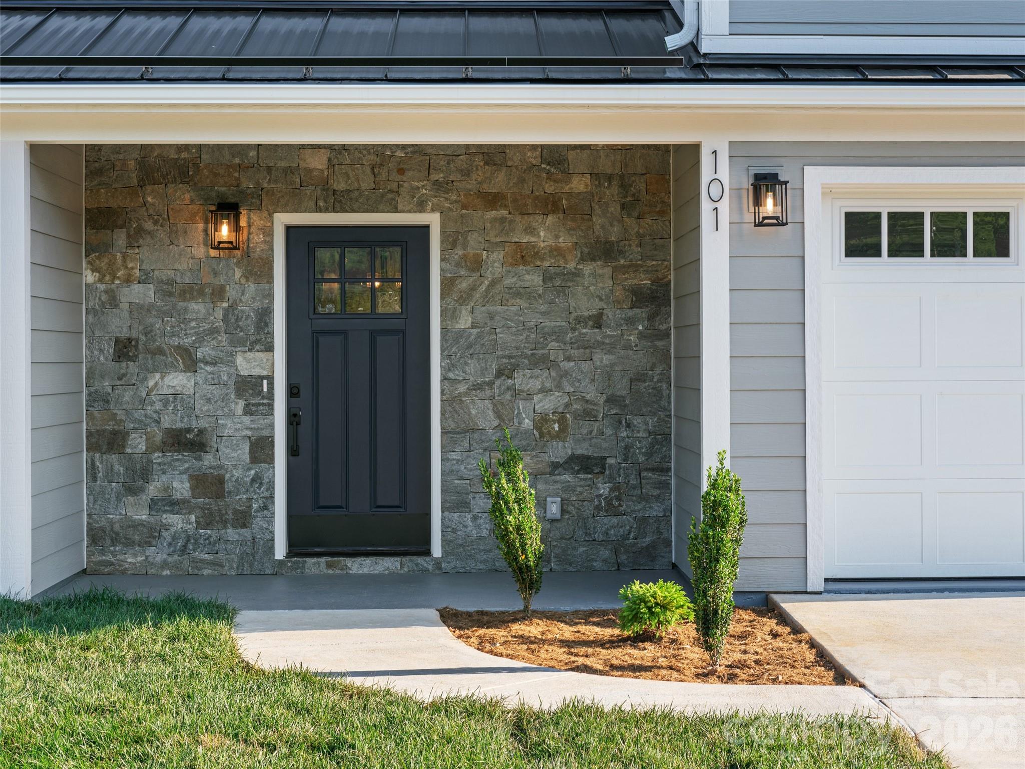 Dogwood Point - Residential