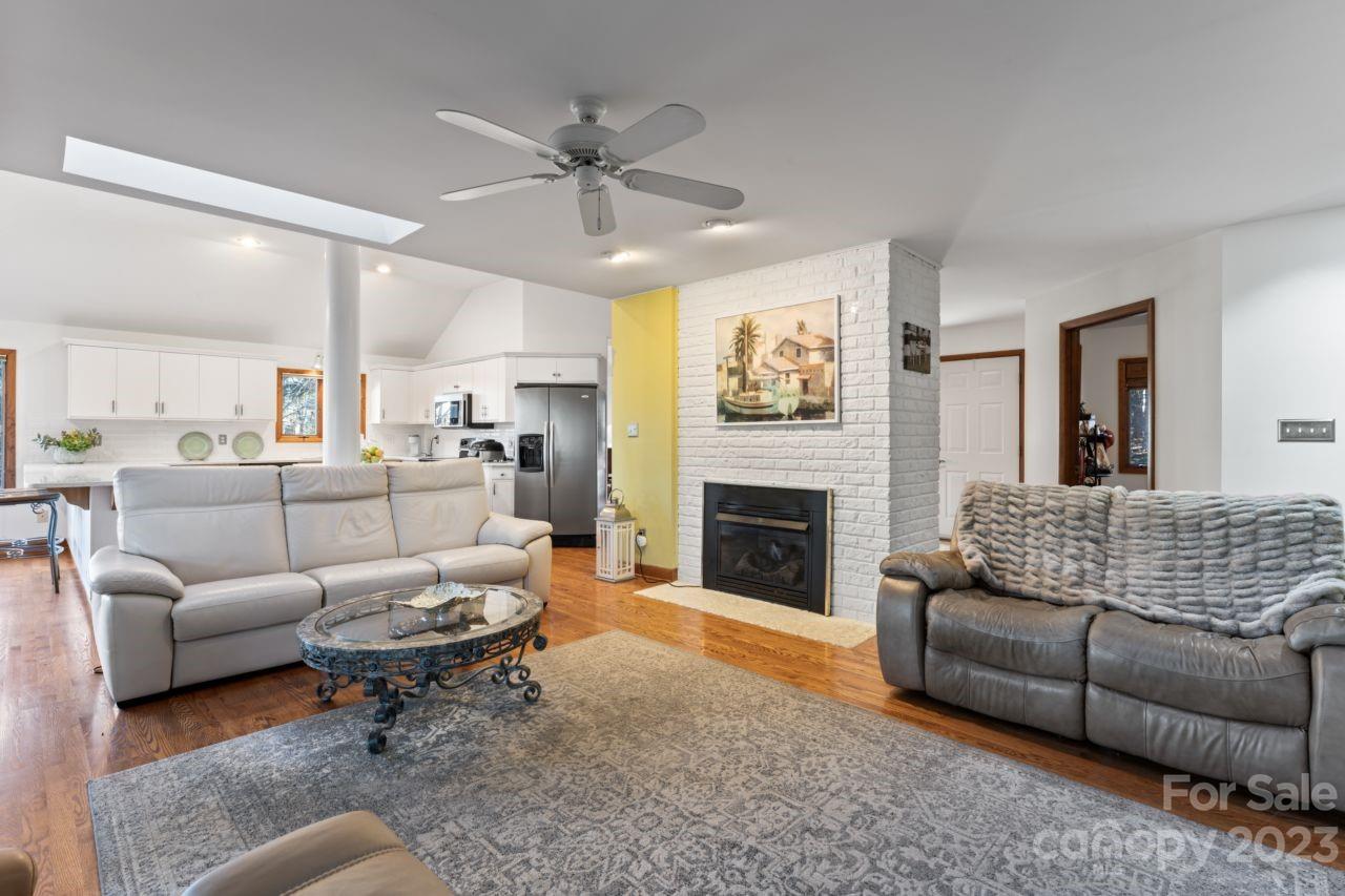 Uwharrie Point - Residential