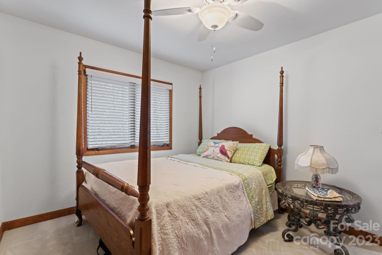 Uwharrie Point - Residential