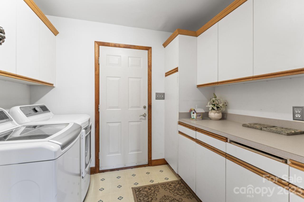 Uwharrie Point - Residential