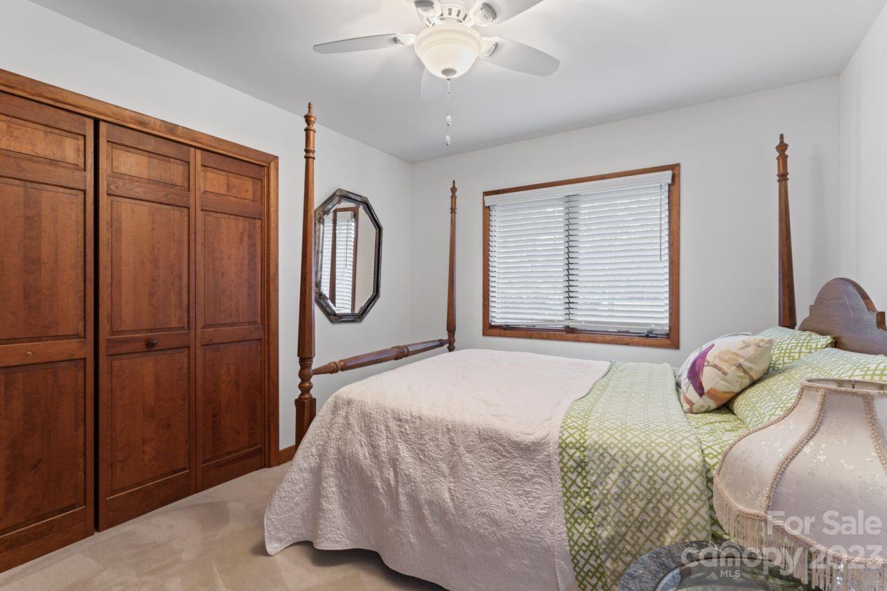 Uwharrie Point - Residential